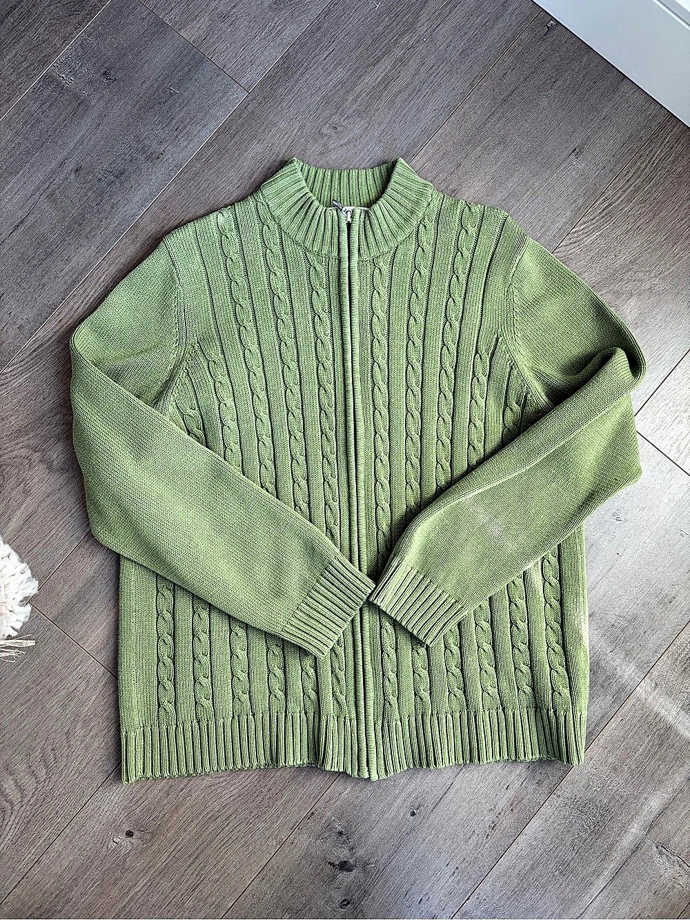 Tradition Cable Knit Crewneck Sweater in Green Size 18